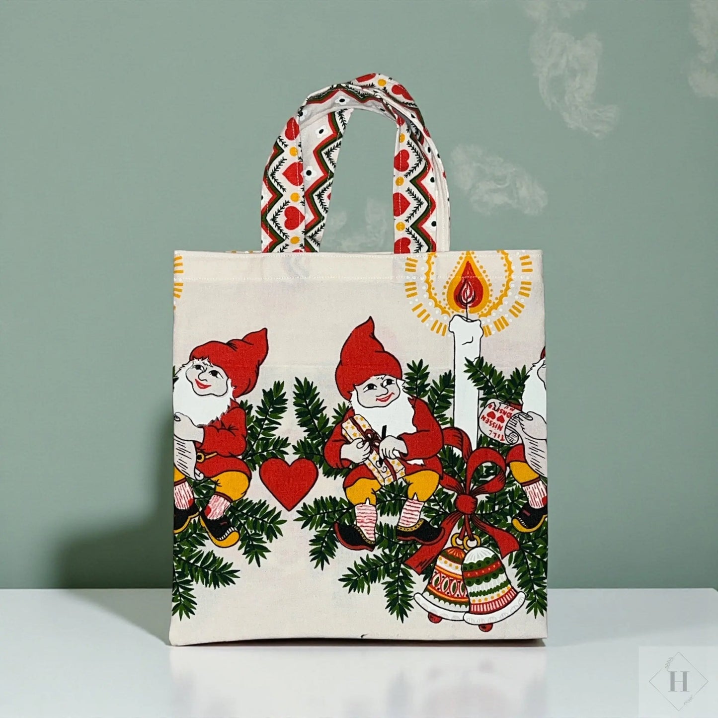 Lille Jule Mulepose - Syet af Gammel Juledug Irene Kokholm