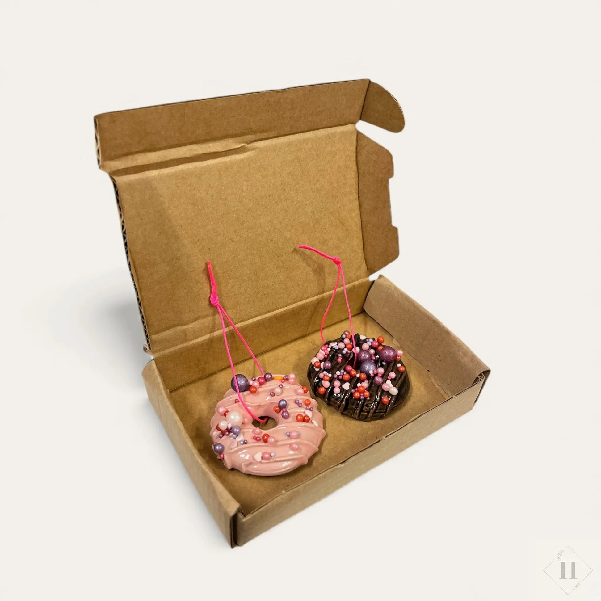 Håndlavede Keramik Doughnuts - Gaveæske med 2 stk Gitte Bramm