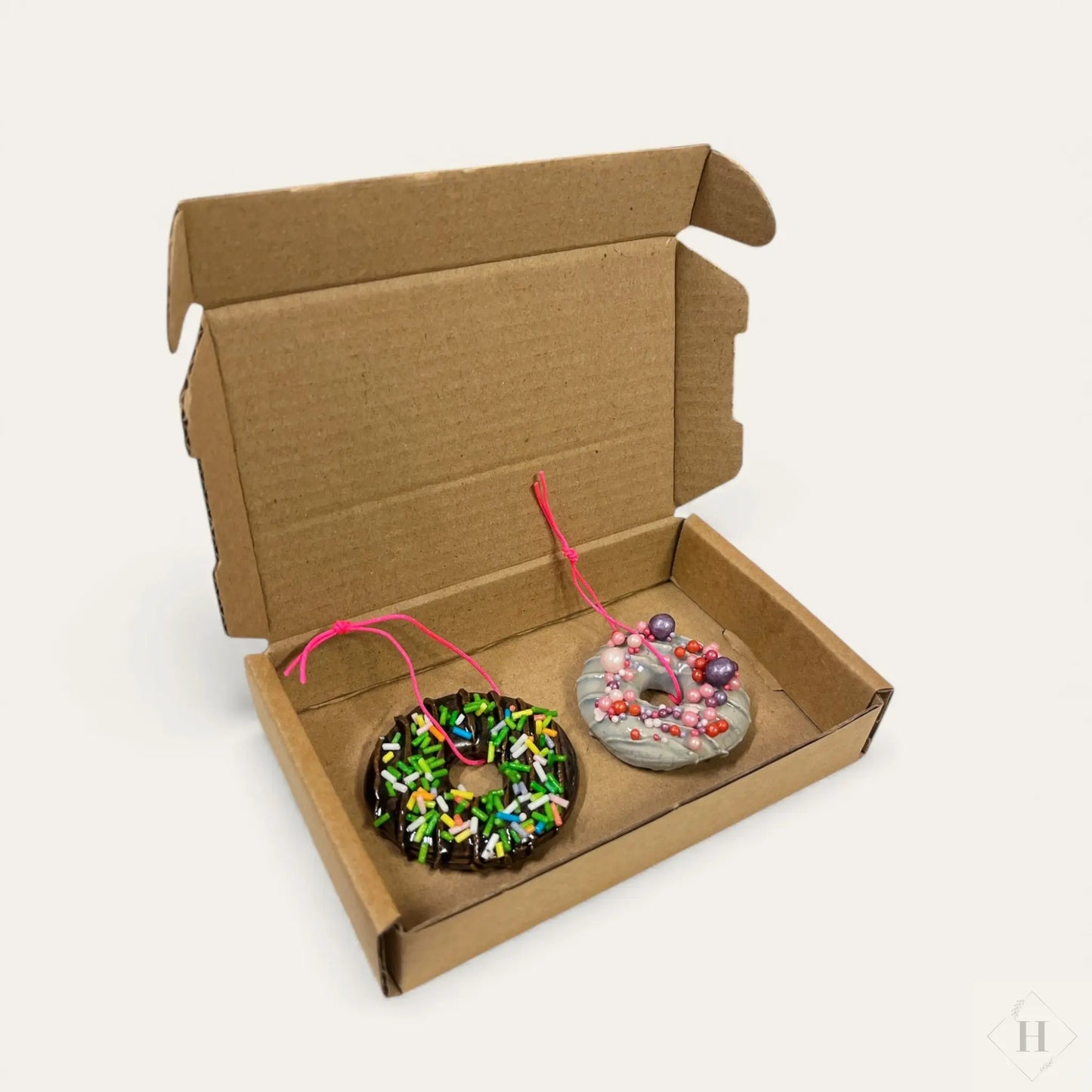 Håndlavede Keramik Doughnuts - Gaveæske med 2 stk Gitte Bramm