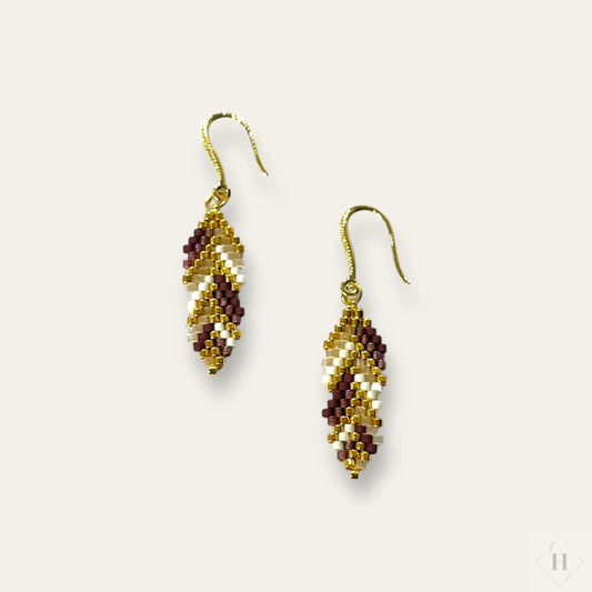 Håndlavede Øreringe med Brune Fjer - Miyuki Glasperler Mabalser