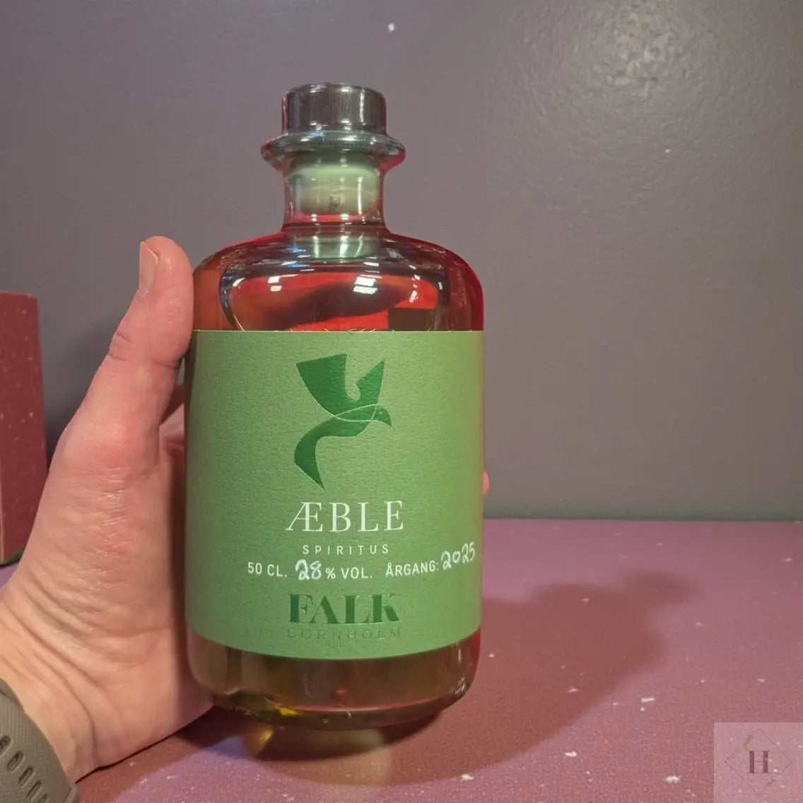 Æblelikør, 28% VOL., Årgang 2025 Falk Bornholm