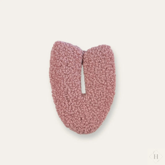 Håndlavet Tuftet Bogstav 14 cm - Personlig Væg Dekoration (U) Flair