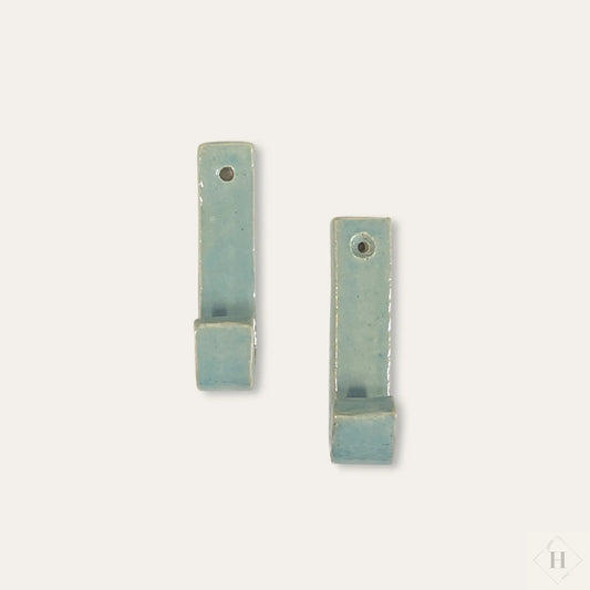 Håndlavet keramikknage i stentøj - lyseblå Hav-Mose-Fjord Keramik af kunsthåndværker Susanne Talbot