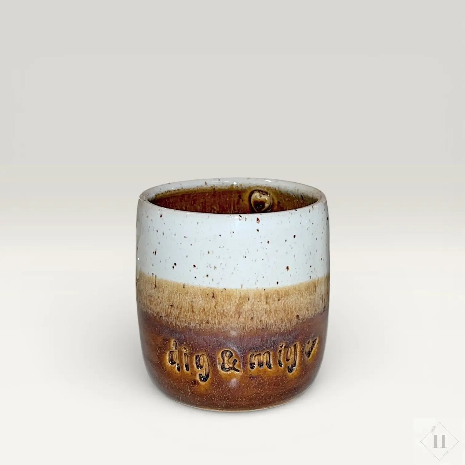 Krus uden hank - dig & mig ❤️ (brun) Clay by Hornstrup
