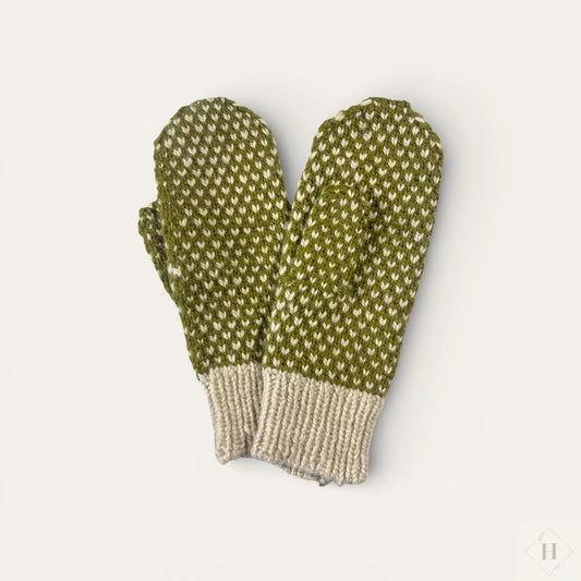 Strikkede luffer i blød 100% uld Famalut