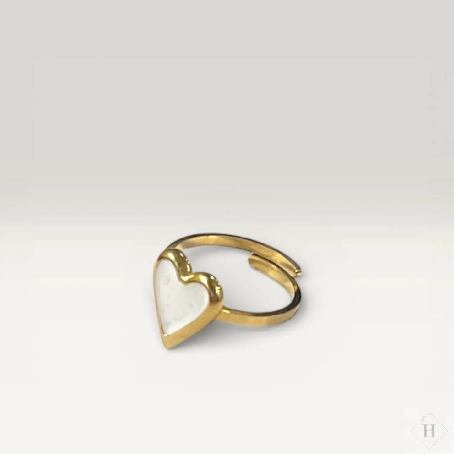 Vandfast ring - Hvid emalje hjerte Winther Design