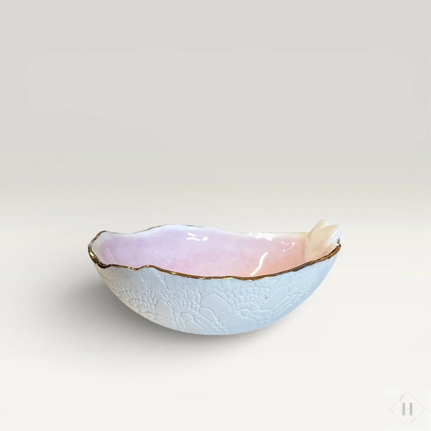 Unik skål i porcelæn i lyserød med hjerte - Håndlavet keramik Jøwjøw