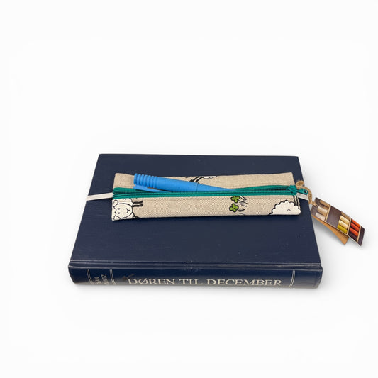 Bogmærke - penneholder