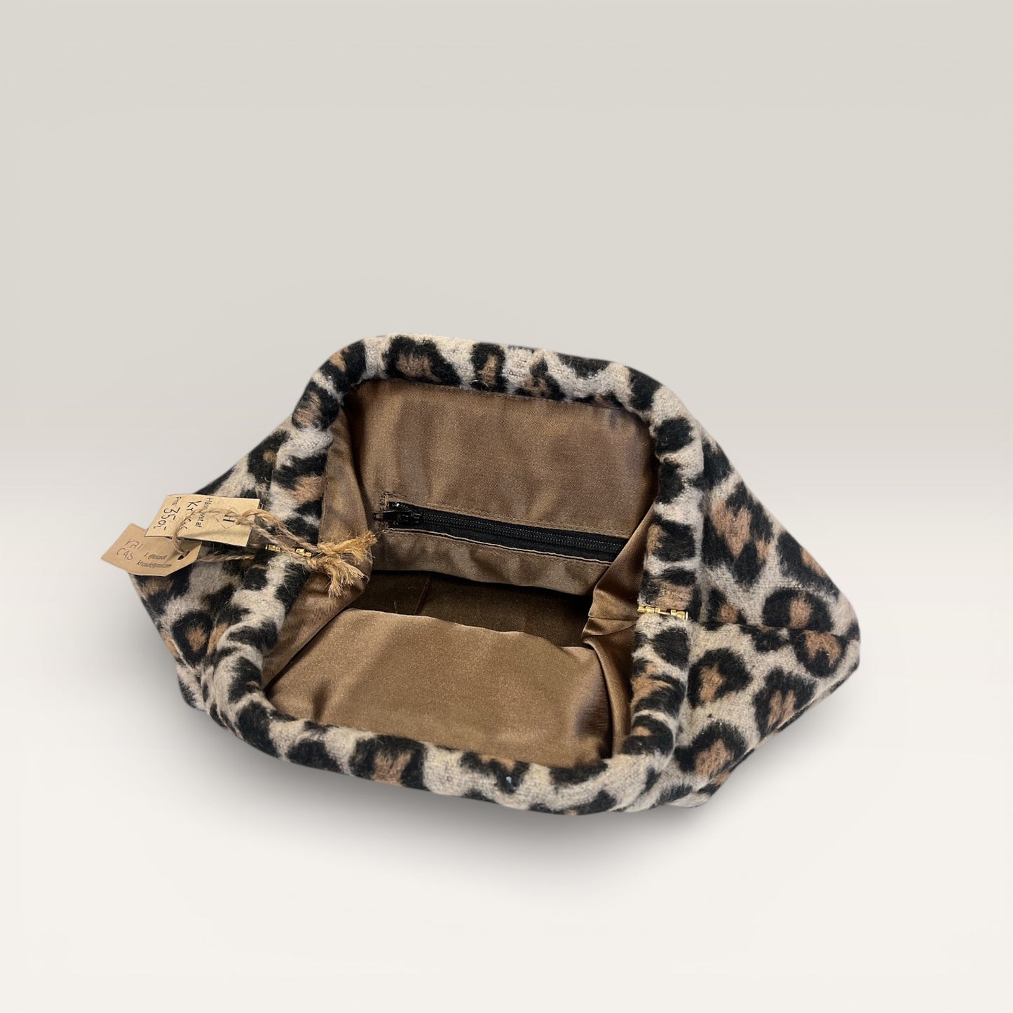 Clutch med Bøjlelukning Leopard - Håndlavet i blødt plysset stof