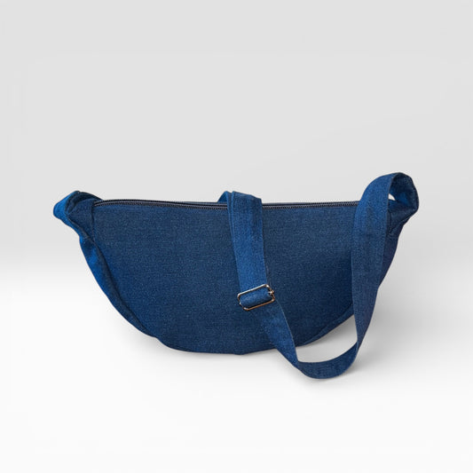 Cross body taske i mørk denim