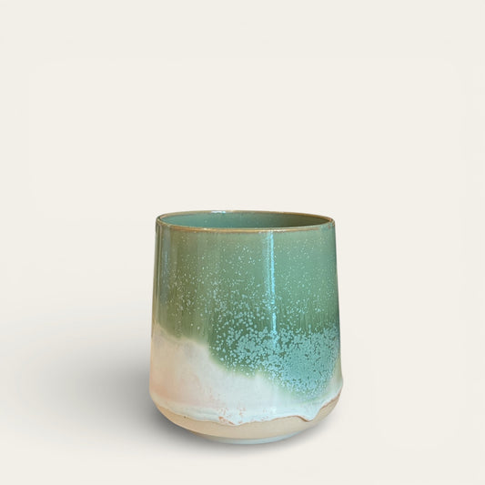 Krus uden hank - støvet grøn