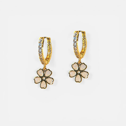 Øreringe med lille blomst - Rosa