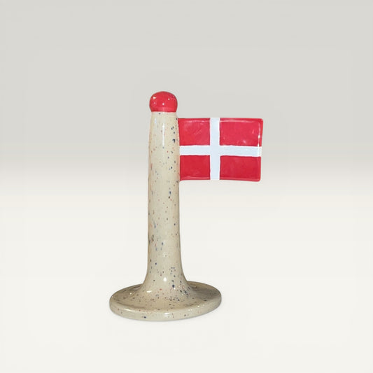 Keramikflag med base – hånddrejet, 13,5 cm – Karlines Keramik