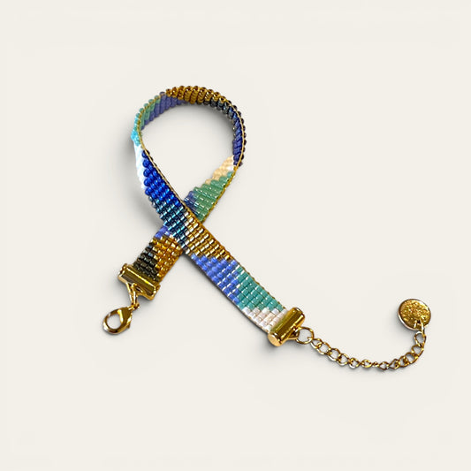 Armbånd i miyuki perler - blå nuancer