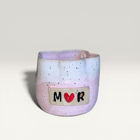 "Mor" Keramikkrus med bølget kant – lyserød glasur af Clay by Hornstrup