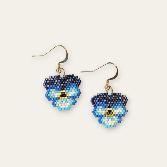 Ørering af miyuki perler - blå stedmoder blomst