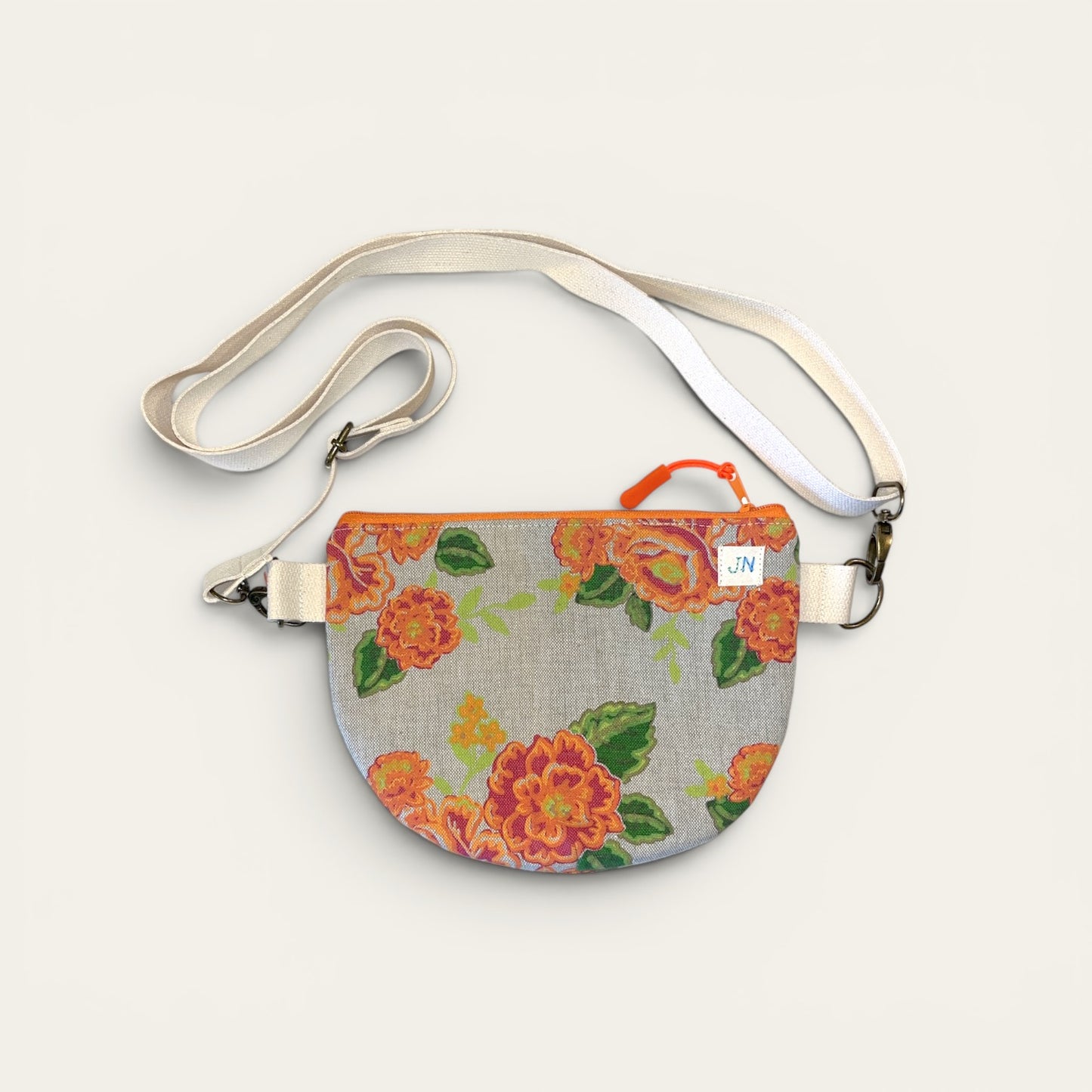 Håndlavet mini crossbody taske orange blomster – 20x15 cm – JNortheved