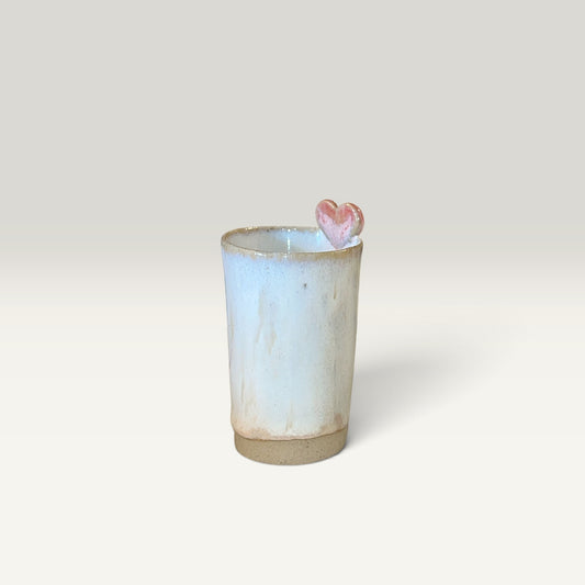 Keramik shotglas med hjerte – hvid glasur | Ibs Elsker Keramik