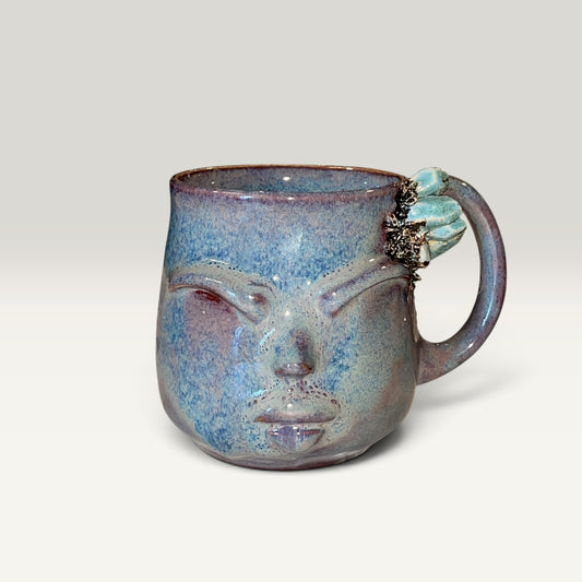 Krus med ansigt – Gaia, Blå/lilla med krystal | RG Ceramic