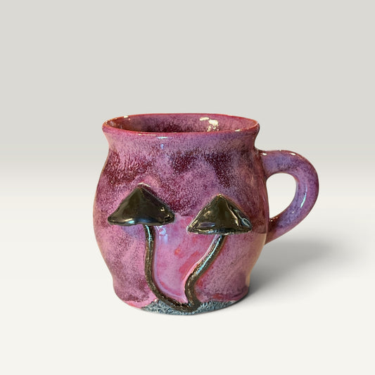 Krus med svampe – Hindbær med mørke svampe | RG Ceramic