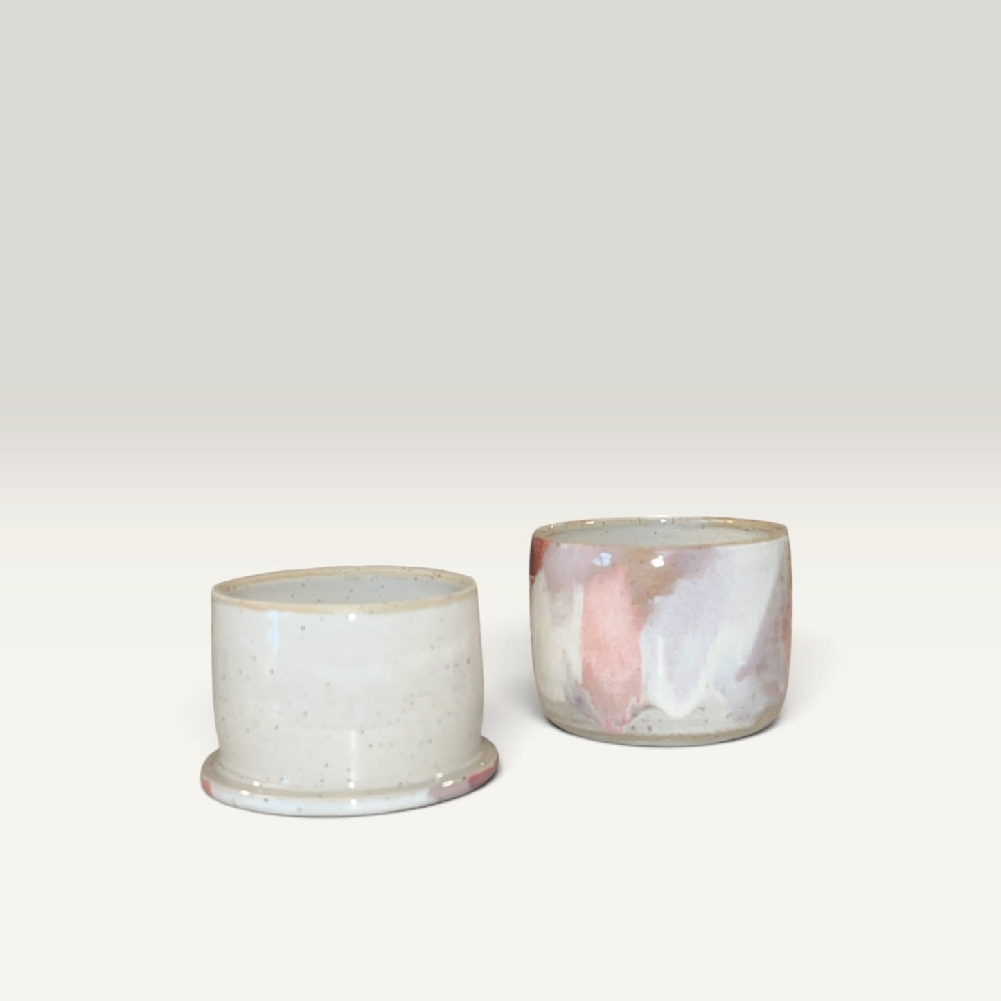Smørklokke i rosa, lilla og terrakotta – Håndlavet keramik | Clay by Hornstrup