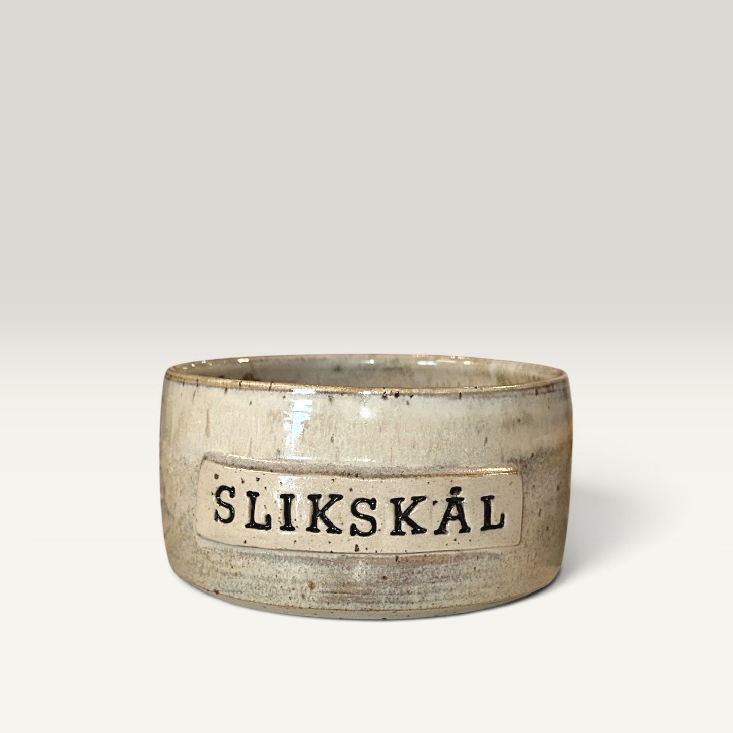 Håndlavet keramik slikskål – beige | Clay by Hornstrup