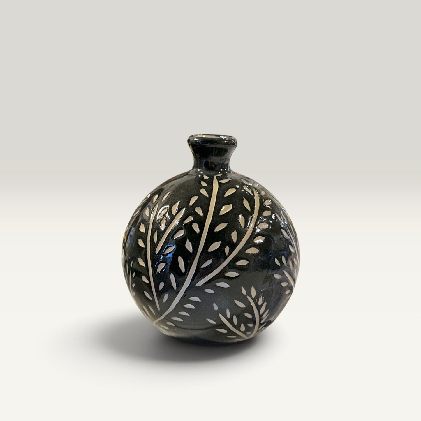 Håndlavet boble vase i keramik – 10 cm | Famalut