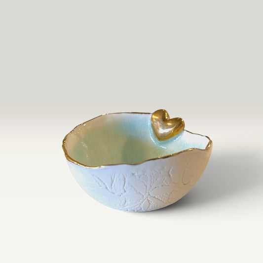 Lille Porcelænsskål med guldkant og guld hjerte – lyseblå | Jøwjøw