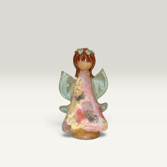 Keramikengel med sommerfugle og rosa kjole – 11 cm | Charlottes Clayground