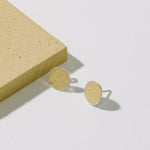 Indlæs billede til gallerivisning Ørestikkere i beton - lys gul (Sterling sølv) Hartgut
