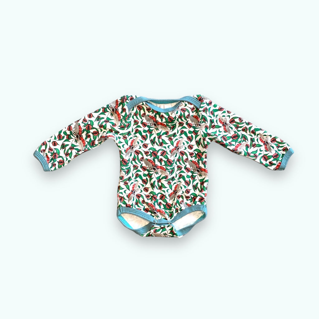 Baby body str 62 - små mariehøns M Henriksen Design