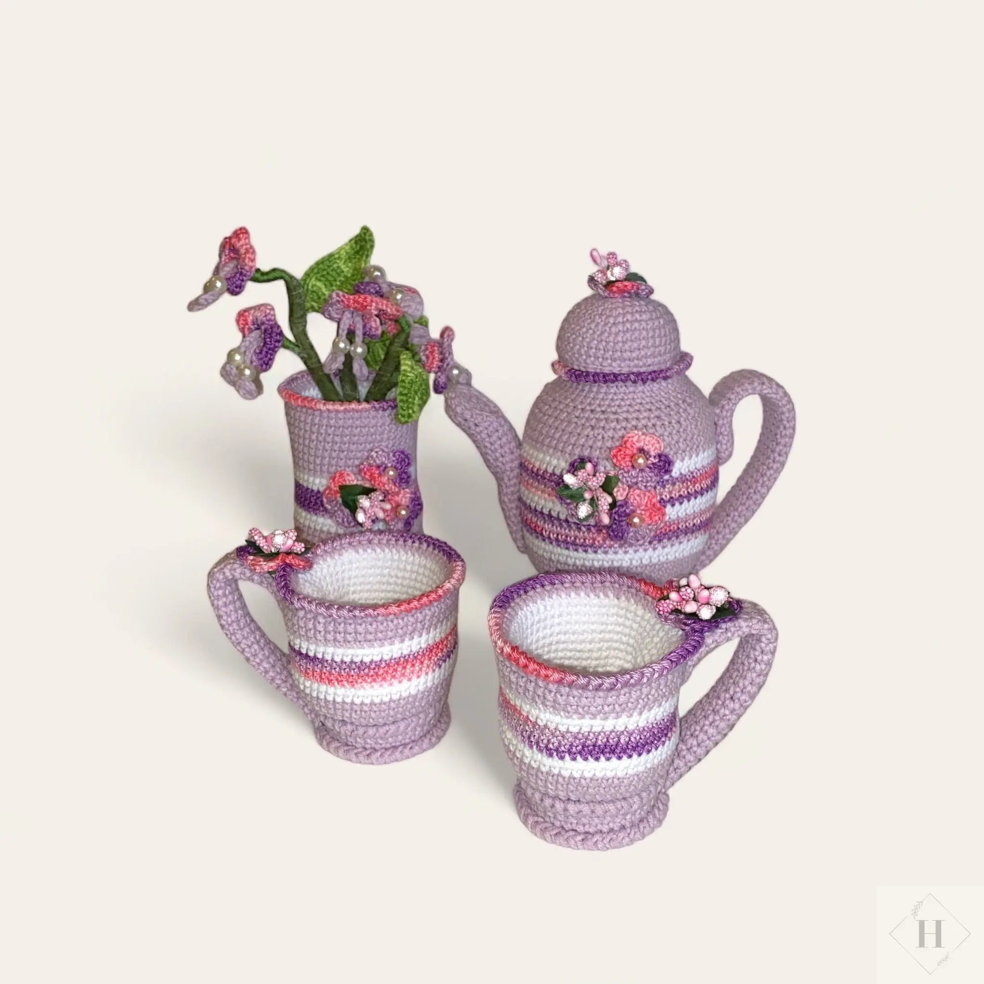 Hæklet te stel - lilla Håndlavet af