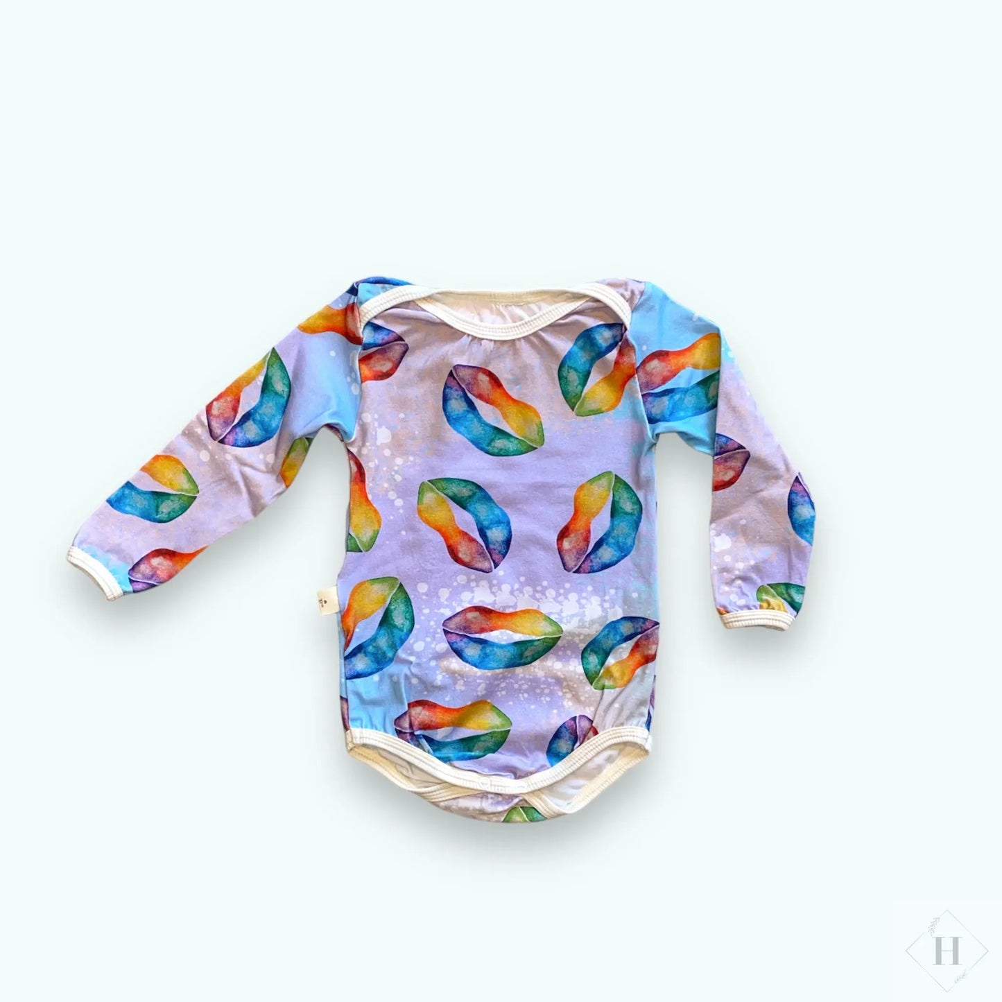 Baby body str 98 - regnbue kys M Henriksen Design
