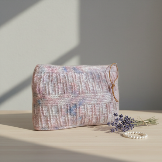 Hæklet clutch – Lyserød | Vera Hjerrild