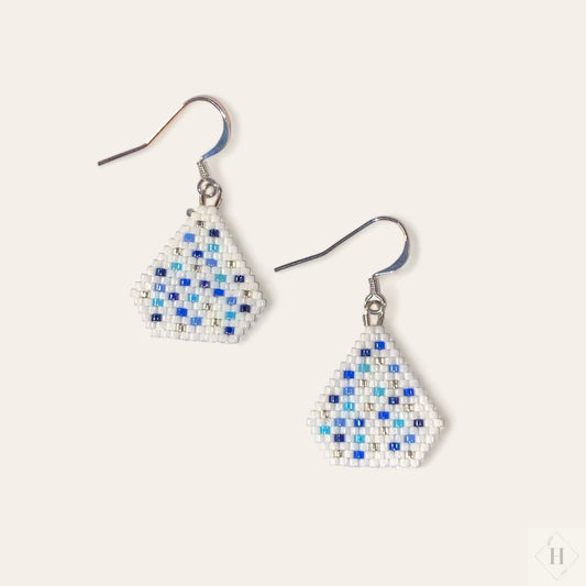 Ørering af miyuki perler - confetti blå nuancer Sara Engel