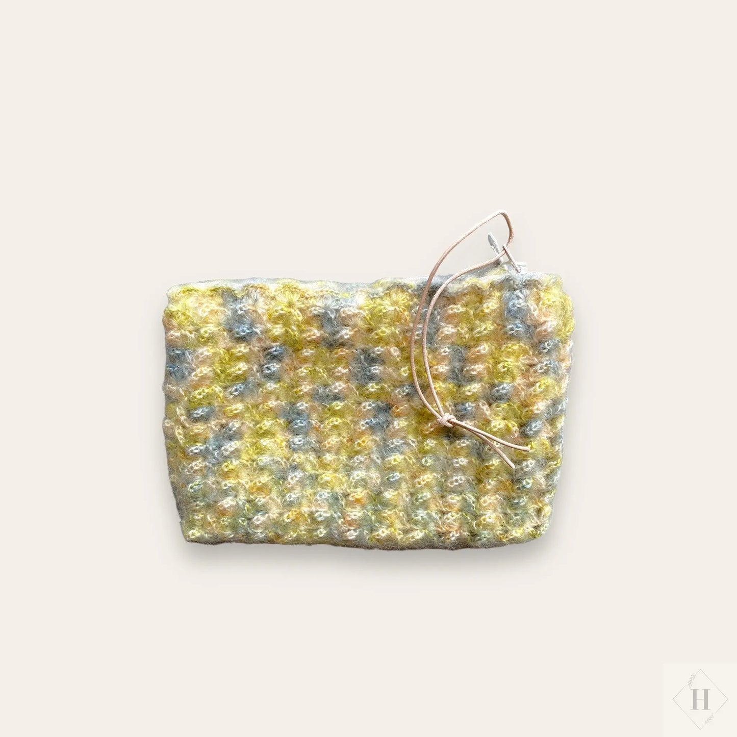 Mellem pung i silk mohair - blå/gul Vera Hjerrild