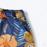 Indlæs billede til gallerivisning Børne shorts str 116 - Hawaii blomster HG Design
