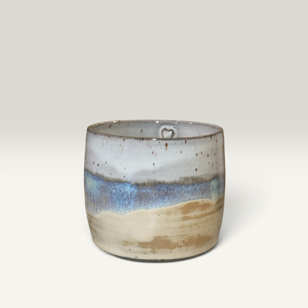 Krus uden hank keramik grå blå sand gradient drejet håndlavet dansk | Clay by Hornstrup