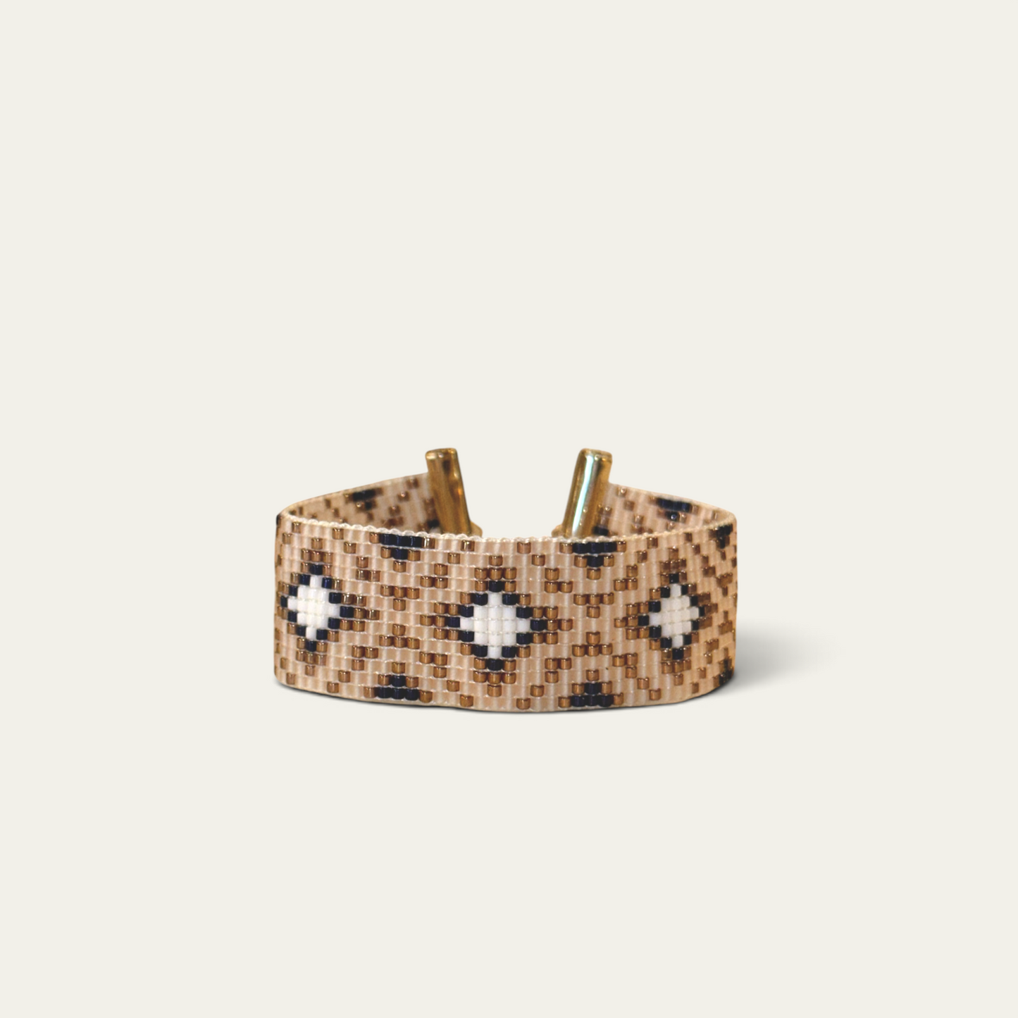 Armbånd i miyukiperler – brune nuancer | Sara Engel