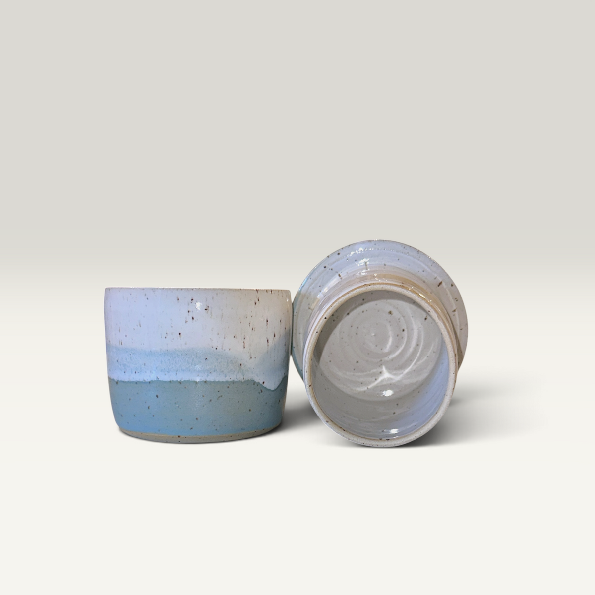 Smørklokke i lyseblå glasur | Clay by Hornstrup