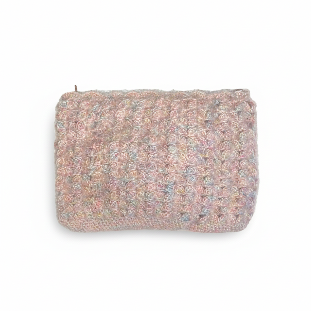 Mellem pung i silk mohair – rosa meleret – hvid baggrund