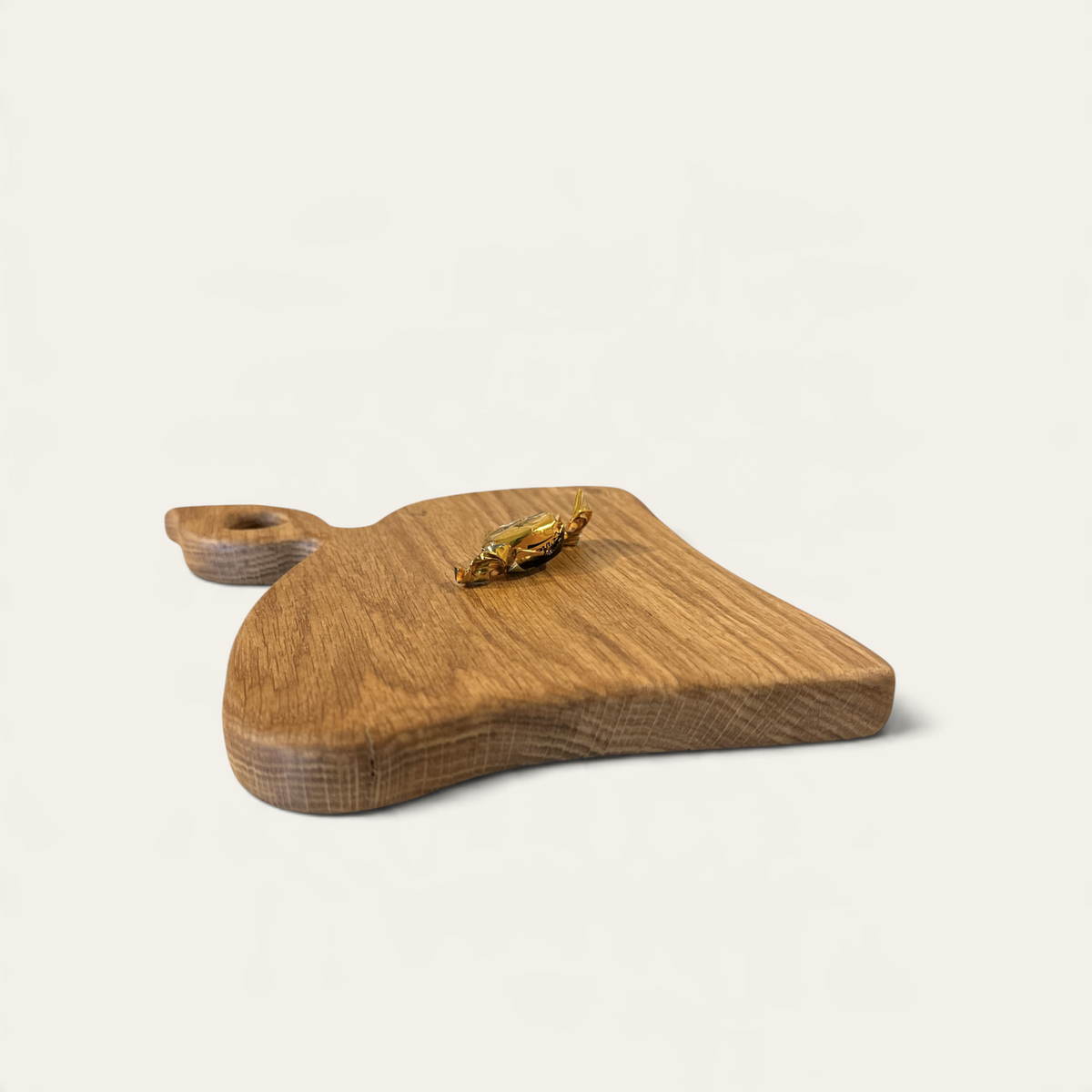 Lille serveringsbræt i eg, 19 × 15 cm | Møller Møbler