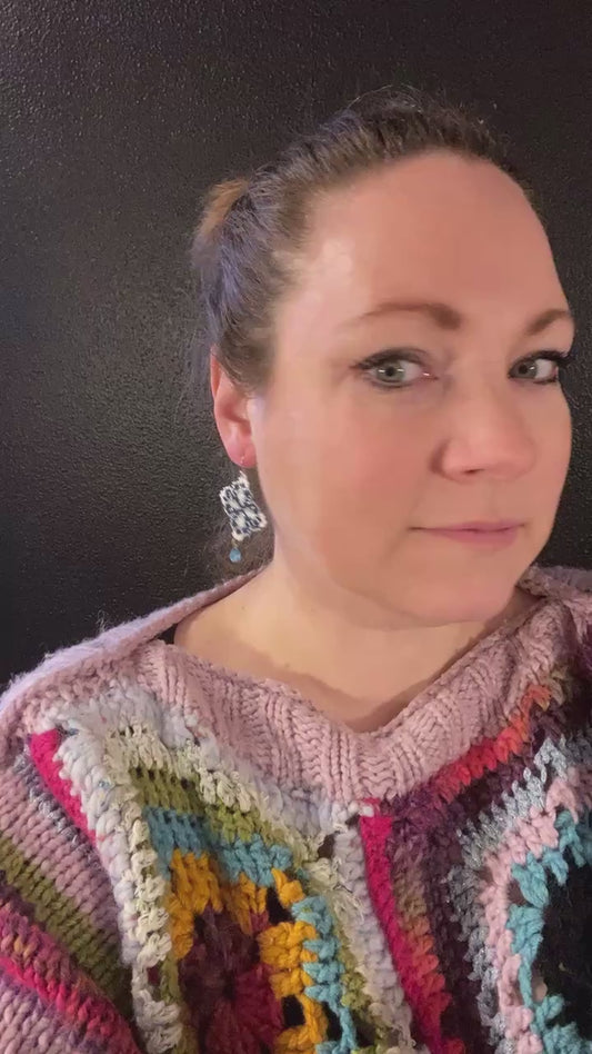 Ørering af miyuki perler - blå firkløver