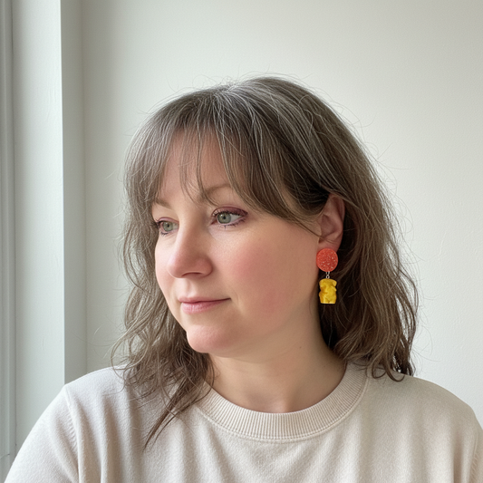 Øreringe – stylet med model