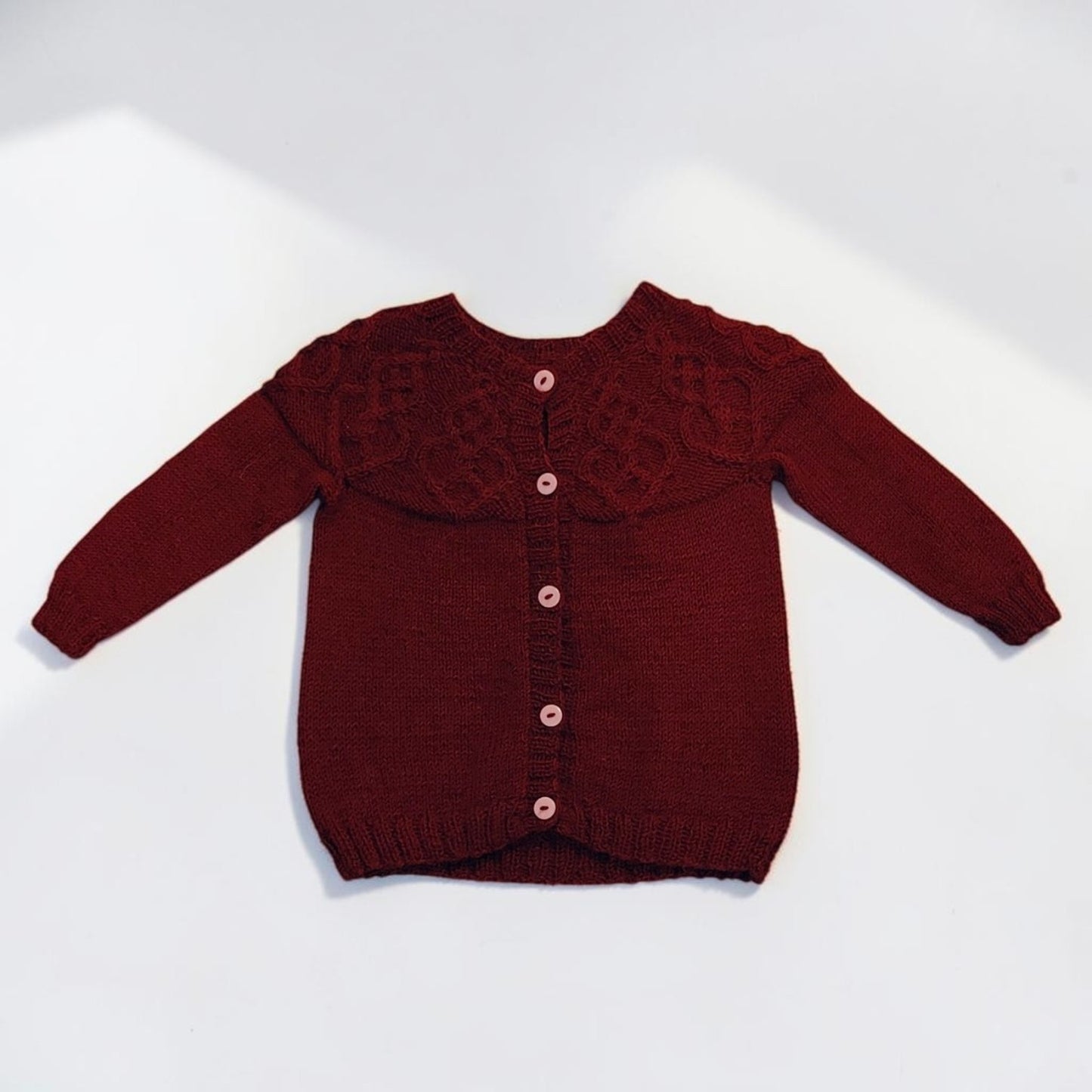 Strikket baby cardigan- Str: 2 år
