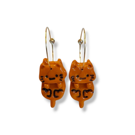 Øreringe med Katte-vedhæng – Håndlavet af Gitte Bramm