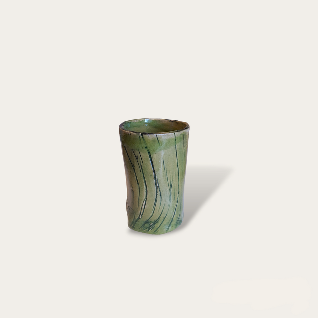 Lille grøn vase Håndlavet af