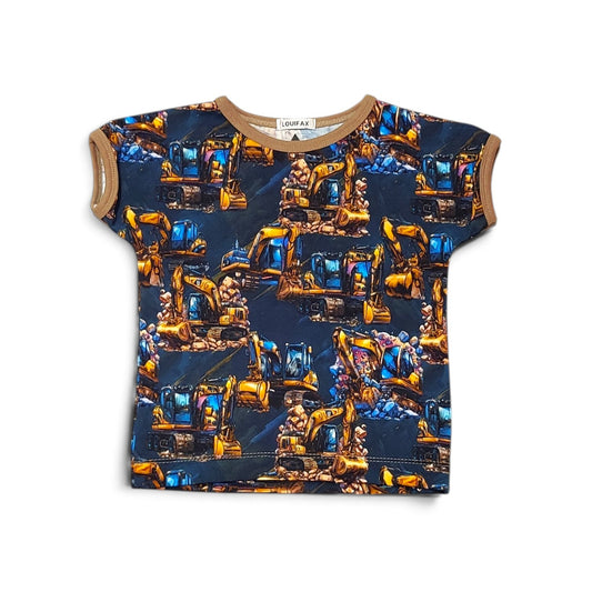 Håndlavet Børne T-shirt (flere størrelser)- Blød Jersey med Gravkøer