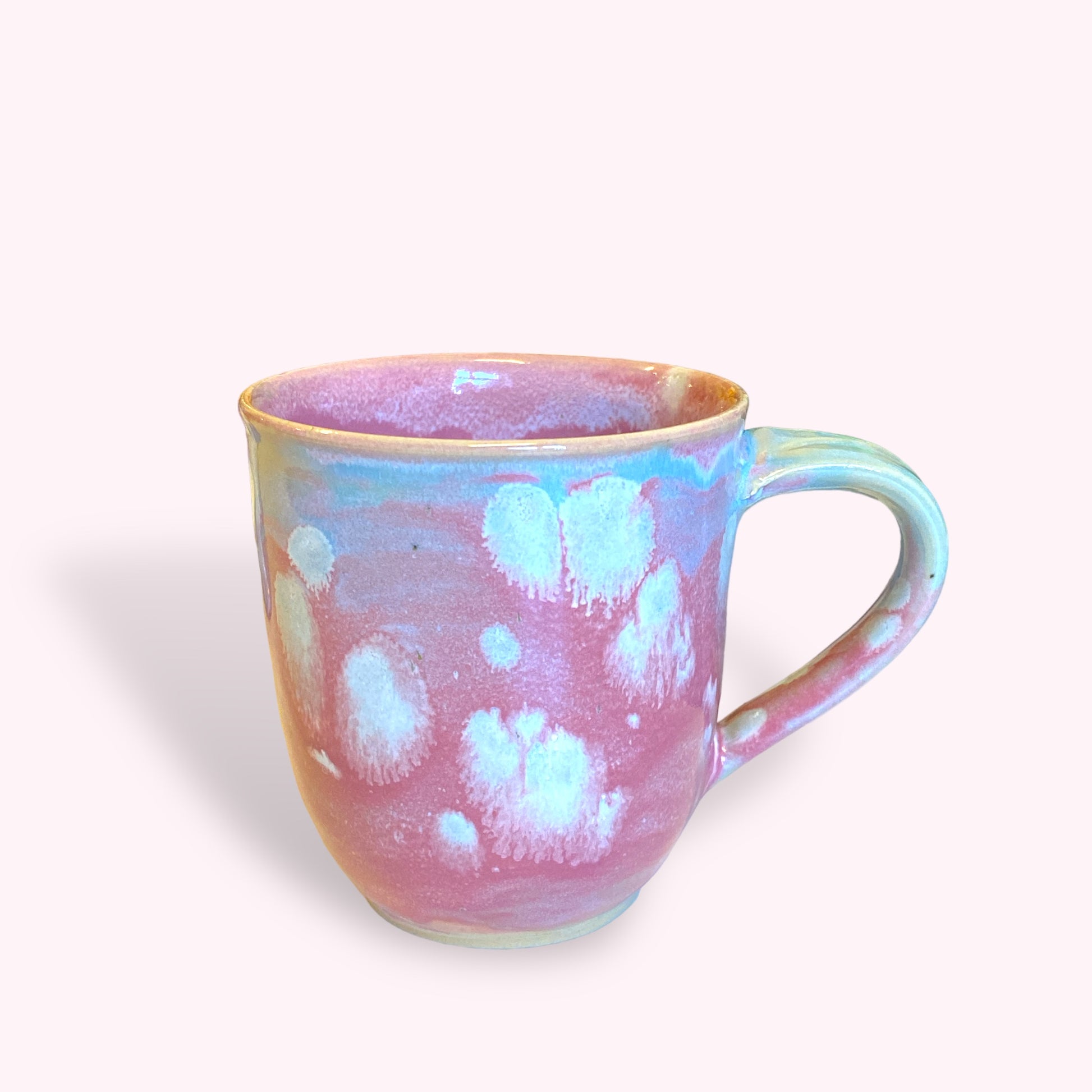 Krus med hank - pastel lyserød Charlottes Clayground