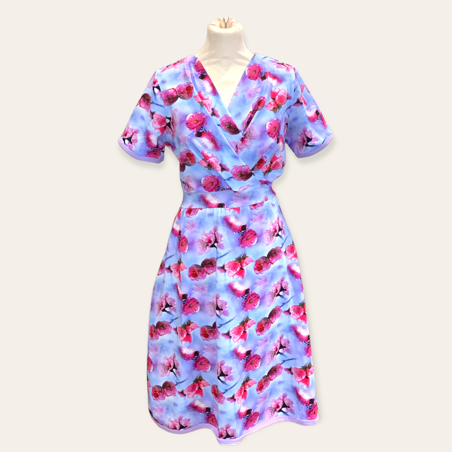 Kjole med blomster Aldrig2ens